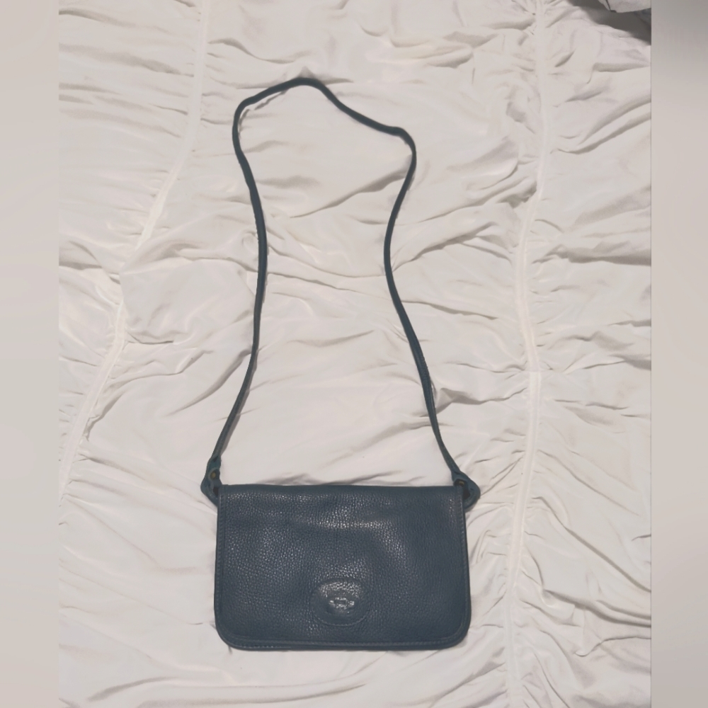 ** SOLD ** Heritage Leather Inc. small green leather purse